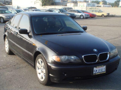 2004 BMW 325 i