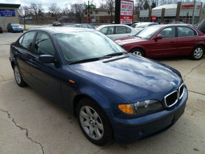 2003 BMW 325  i