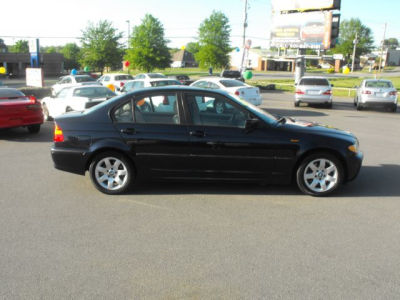 2002 BMW 325 i