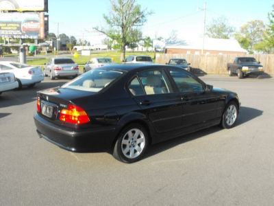 2002 BMW 325 i