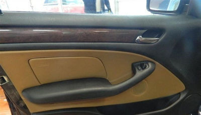 2005 BMW 325 xiT