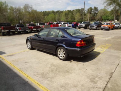 2003 BMW 325  i