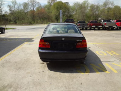 2003 BMW 325  i