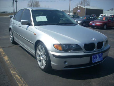 2003 BMW 325 i