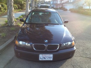 2002 BMW 325  i