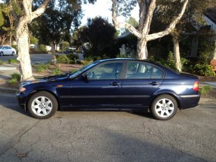 2002 BMW 325 i