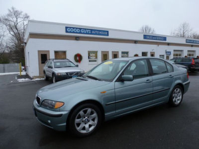 2002 BMW 325  i