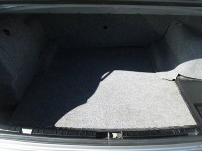2005 BMW 325  i