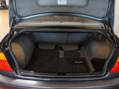 2003 BMW 325  Ci