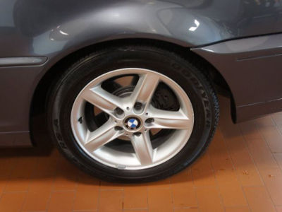 2003 BMW 325  Ci