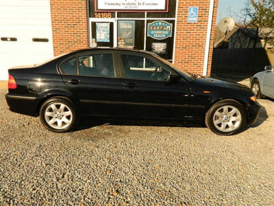 2003 BMW 325  i
