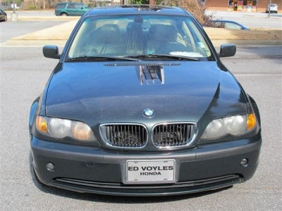 2003 BMW 325  i