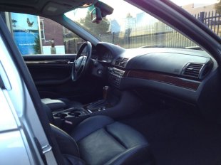 2005 BMW 325 i