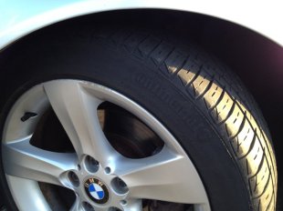 2005 BMW 325 i