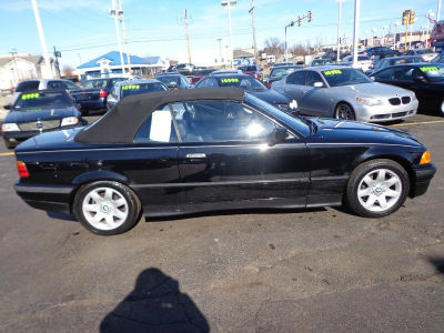 1994 BMW 325  i