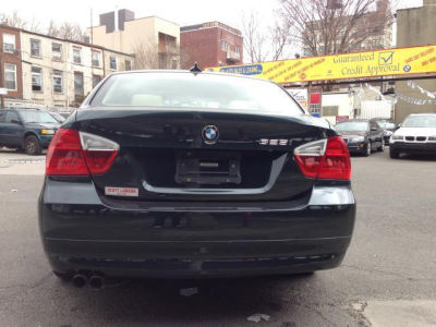2006 BMW 325  i