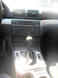 2004 BMW 325 xi
