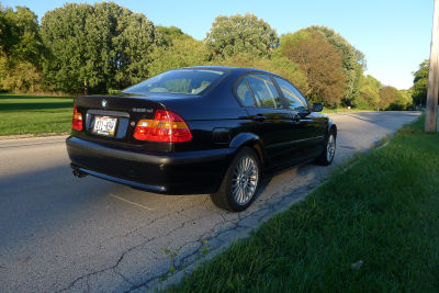 2002 BMW 325 xi