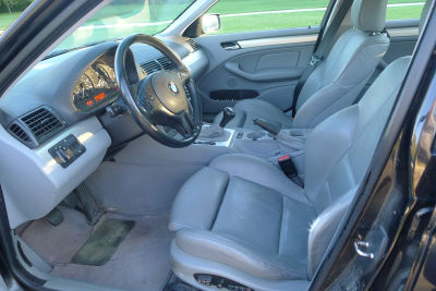 2002 BMW 325 xi