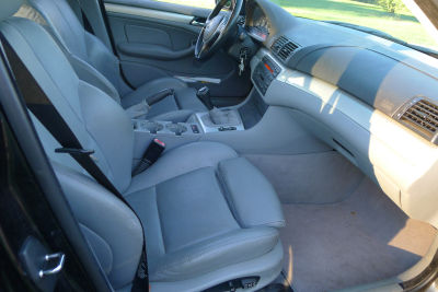 2002 BMW 325 xi