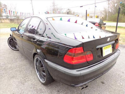 2003 BMW 325 i