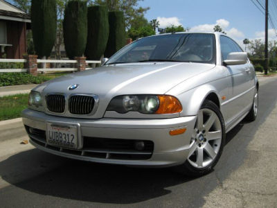 2001 BMW 325  Ci