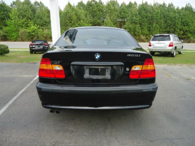 2003 BMW 325 i