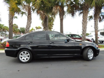 2004 BMW 325 i