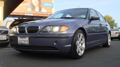 2002 BMW 325  i
