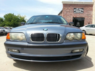 2001 BMW 325 i