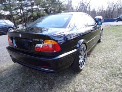 2003 BMW 325  Ci