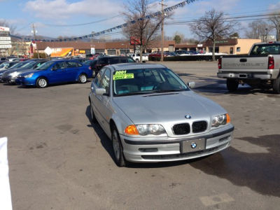 2001 BMW 325 i