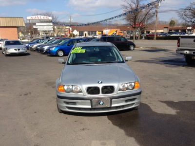 2001 BMW 325 i