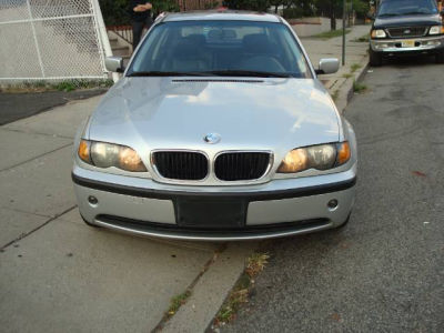 2002 BMW 325 xi