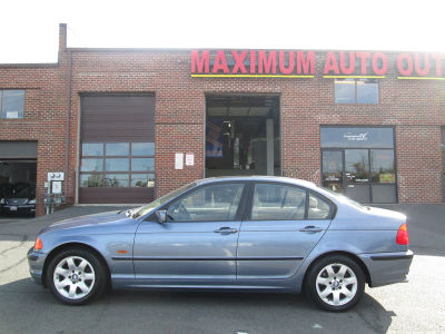 2001 BMW 325 i