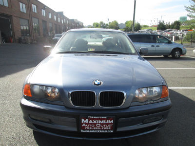 2001 BMW 325 i