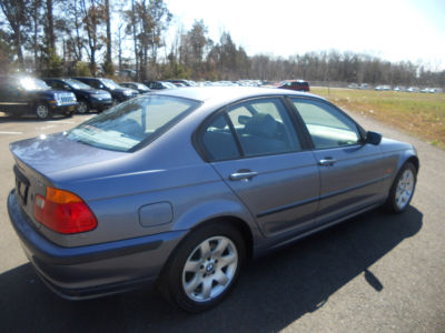 2001 BMW 325 xi