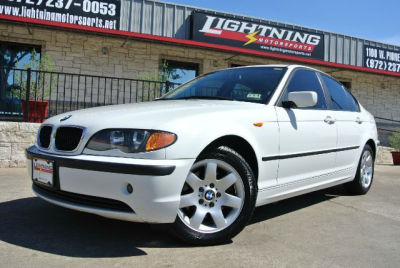 2003 BMW 325  i