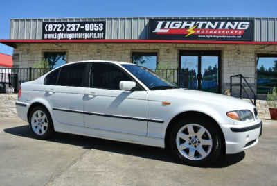 2003 BMW 325  i