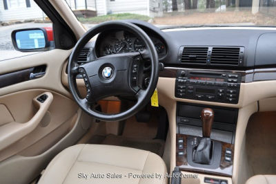 2003 BMW 325 i
