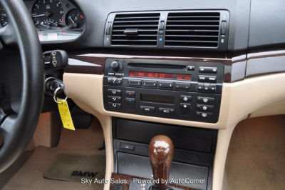 2003 BMW 325 i