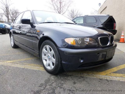 2002 BMW 325  i