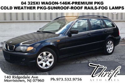 2004 BMW 325  xiT