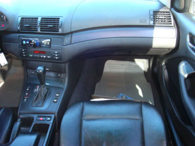 2001 BMW 325  i
