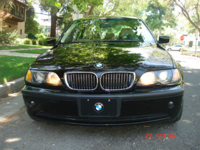 2003 BMW 325 i