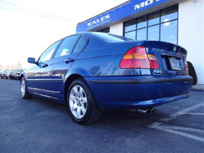 2003 BMW 325 xi