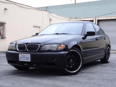 2004 BMW 325  i