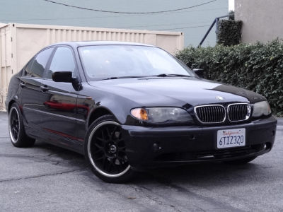 2004 BMW 325  i