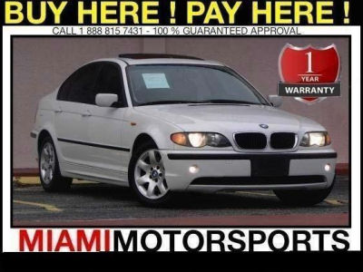 2002 BMW 325  i