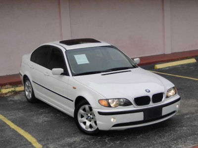2002 BMW 325  i